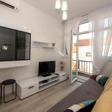 Sibenik City Center Apartment Sonia Exterior photo